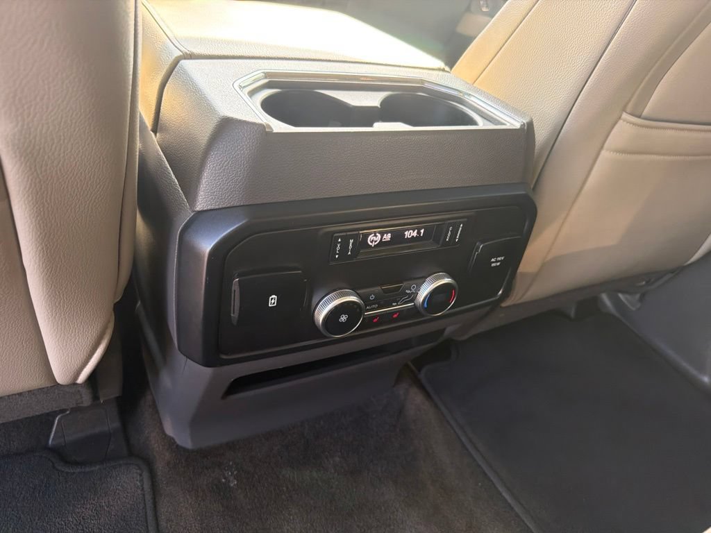 Used 2018 Ford Expedition Max Limited RWD image 13