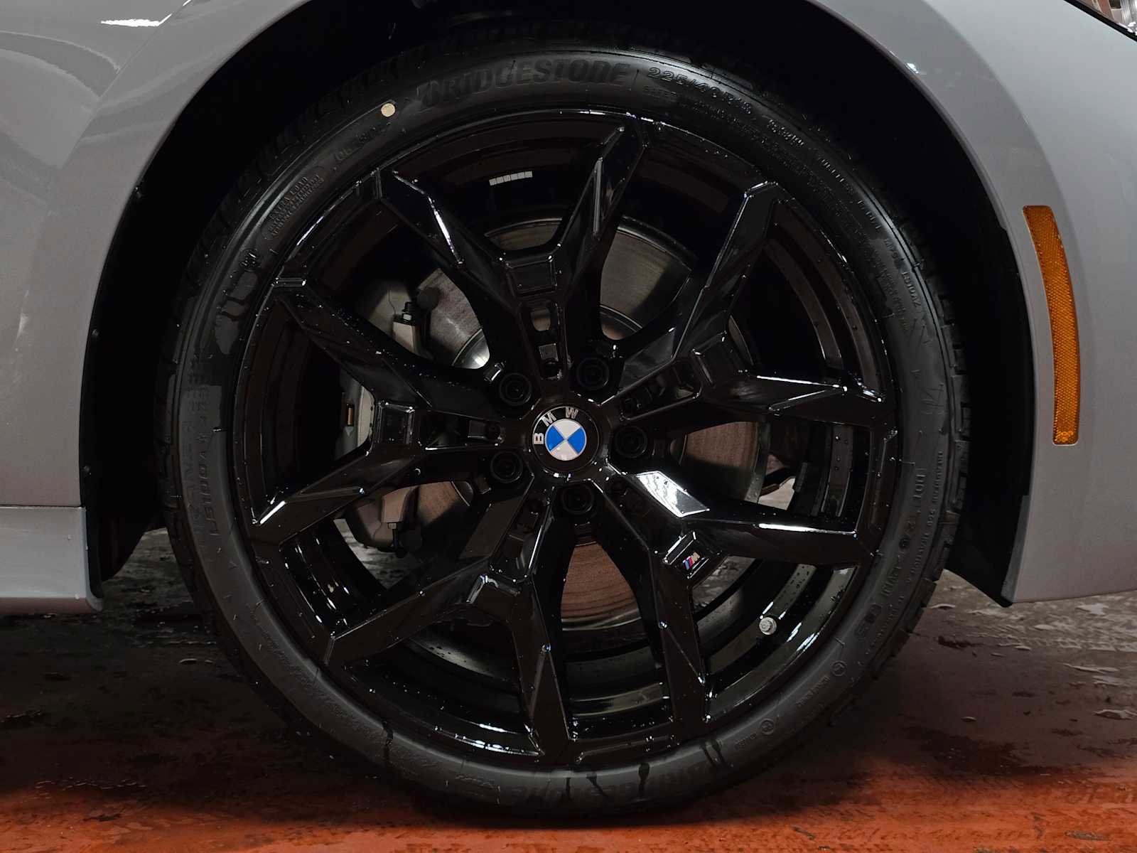 New 2026 BMW 330i xDrive Sedan w/ M Sport Package AWD/4WD image 9