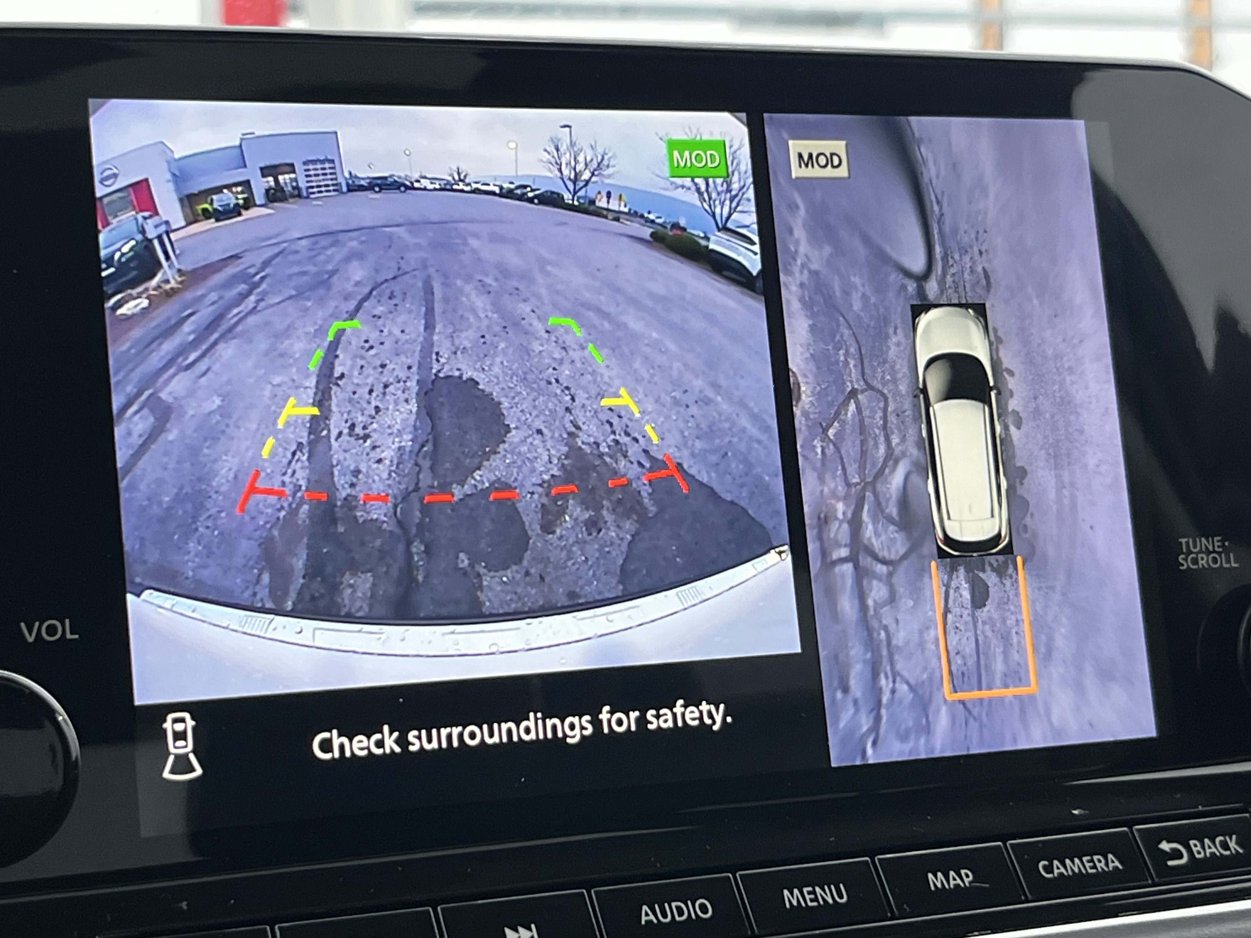 Used 2023 Nissan Rogue SL w/ SL Premium Package image 31