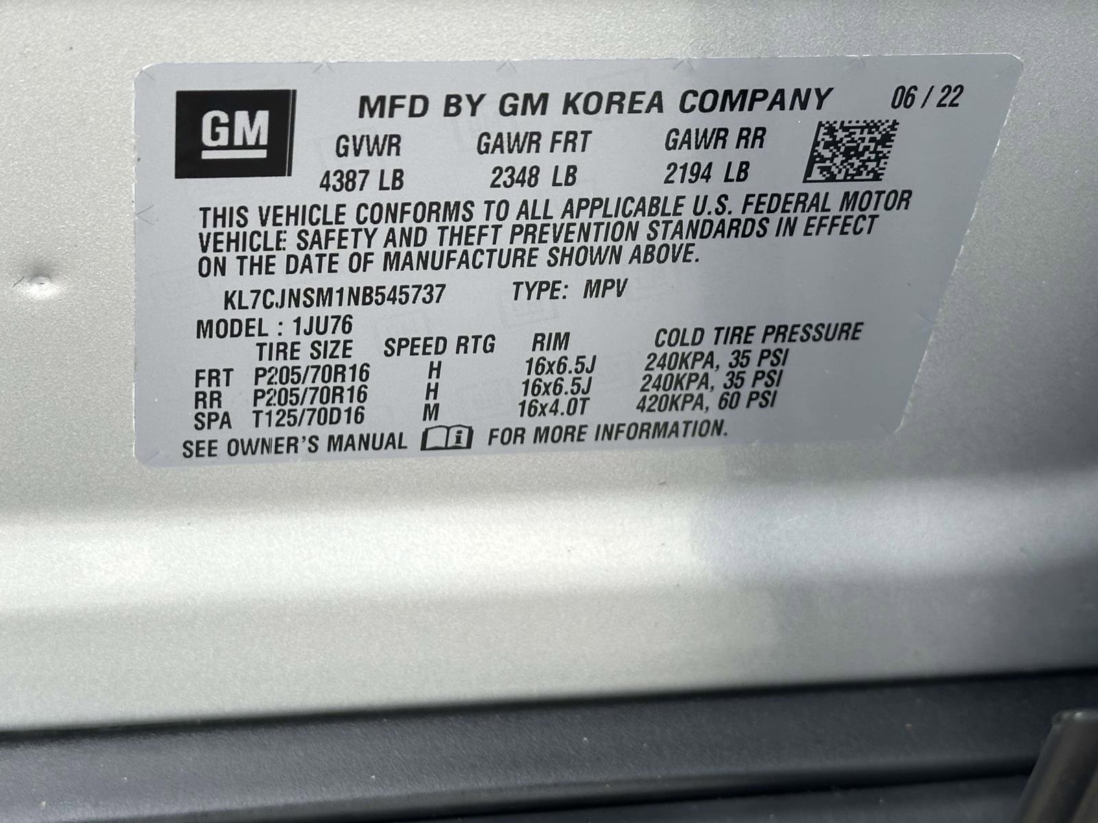 Used 2022 Chevrolet Trax LS w/ Tint and Cruise Package image 28