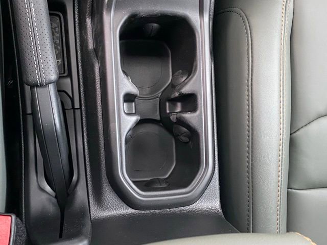 New 2026 Jeep Gladiator Mojave w/ Safety Group AWD/4WD image 25