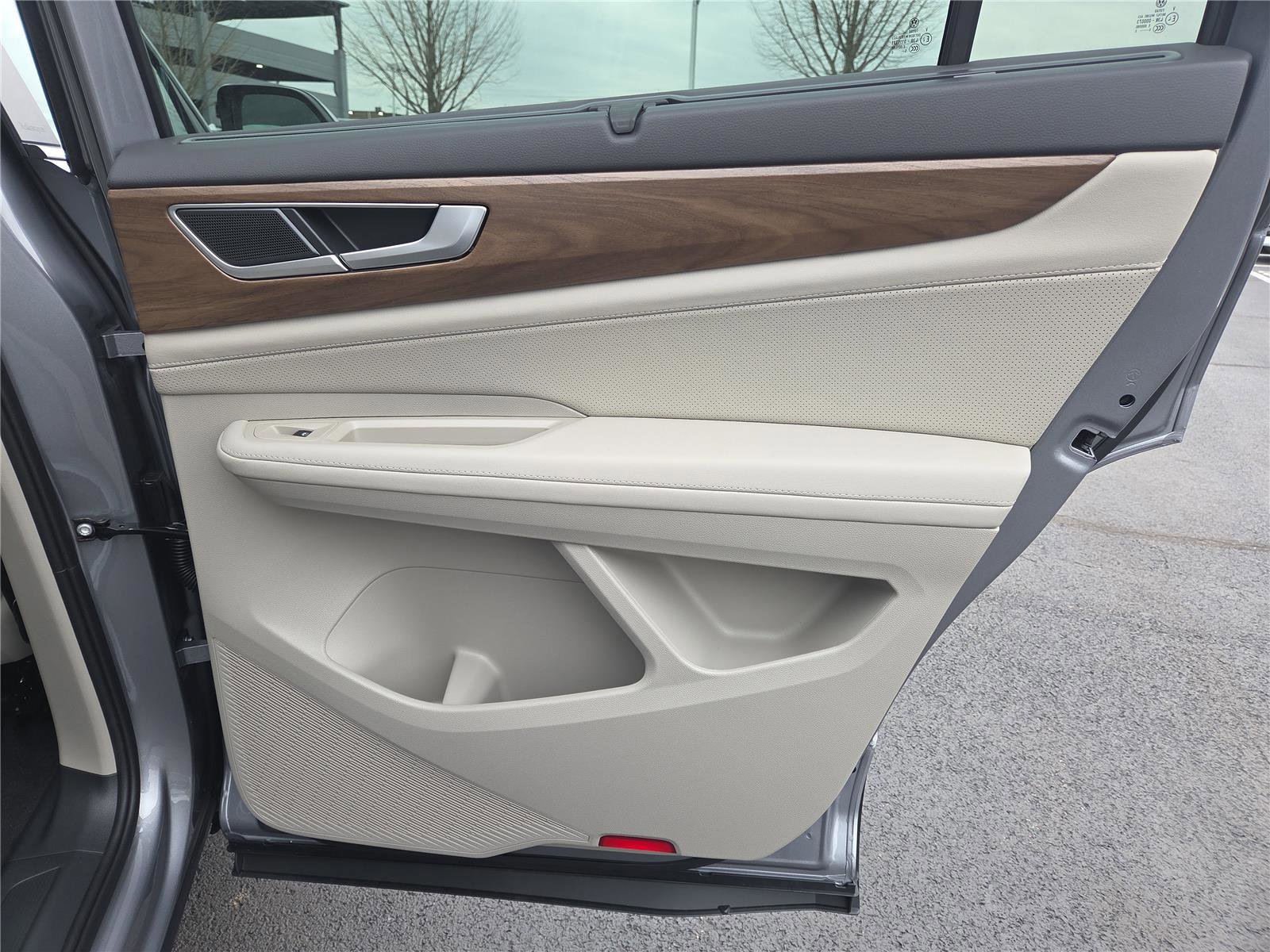 New 2026 Volkswagen Atlas SE image 30