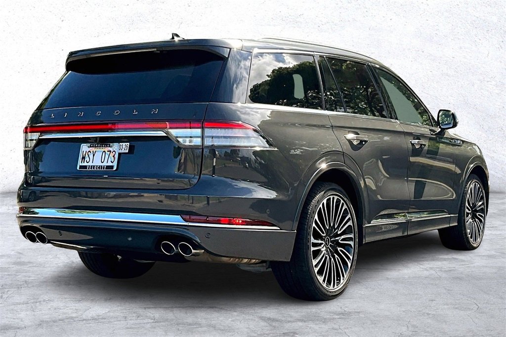Used 2022 Lincoln Aviator Black Label w/ Dynamic Handling Package image 2