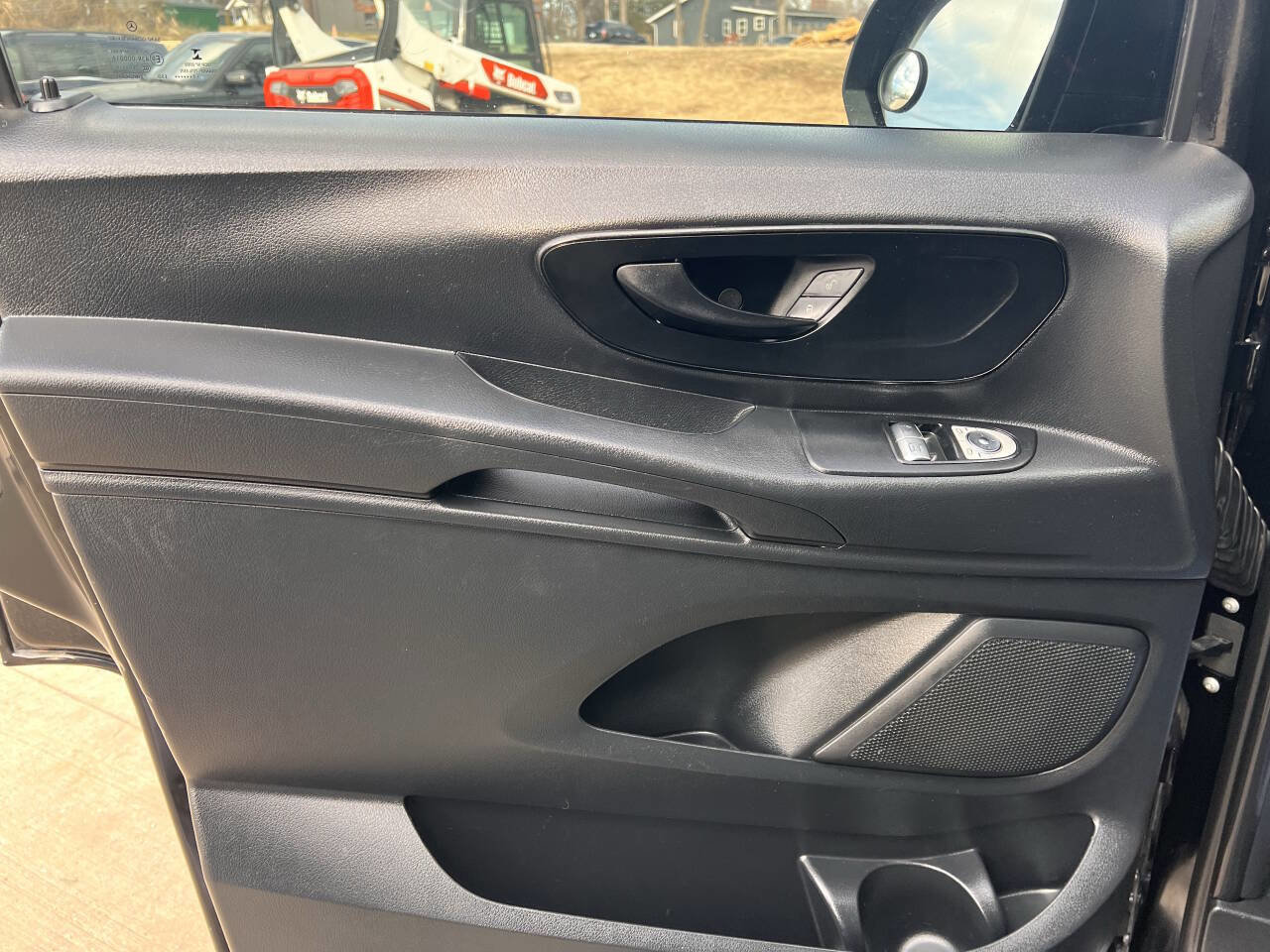 Used 2018 Mercedes-Benz Metris Passenger image 13