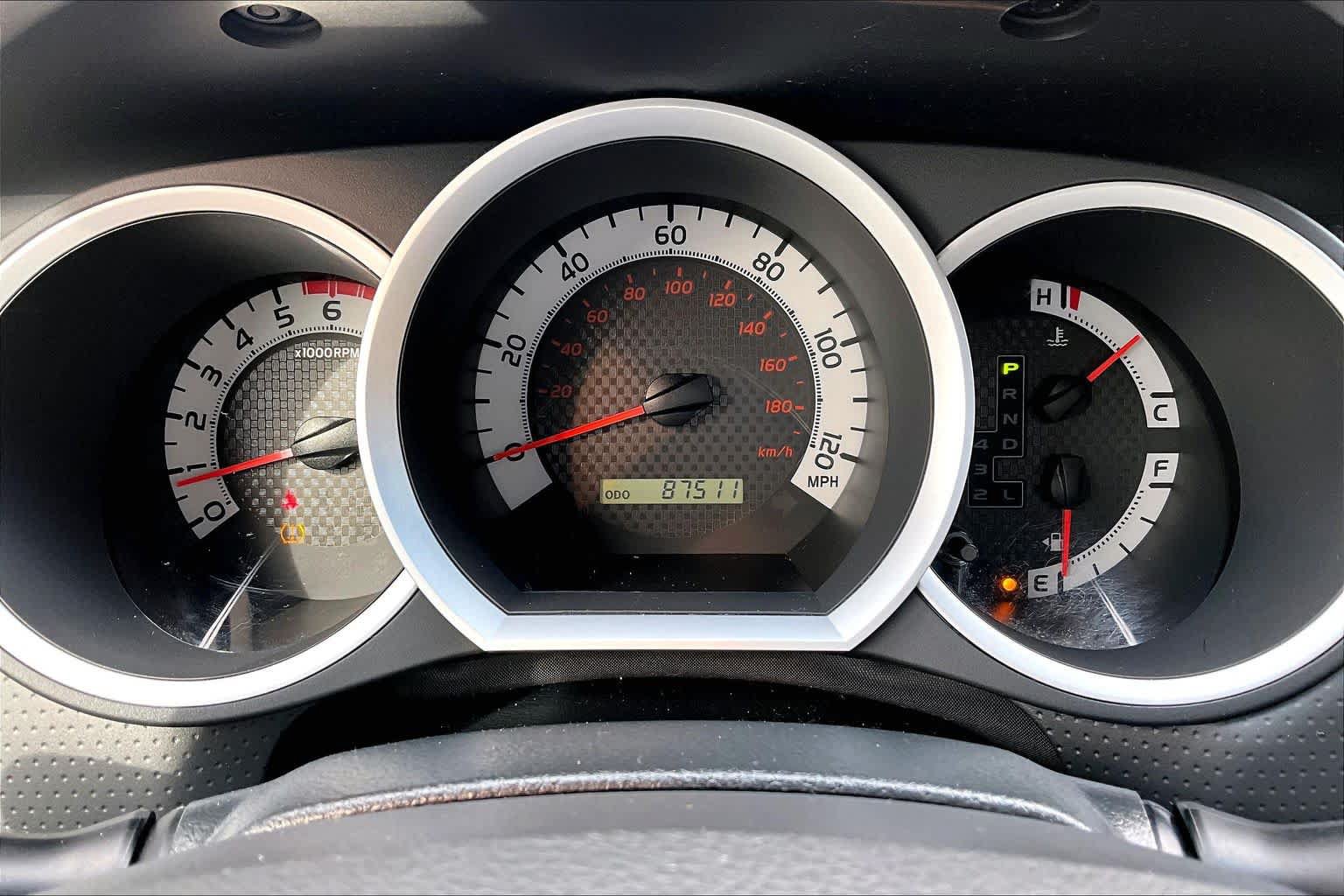 Used 2014 Toyota Tacoma 4x4 Double Cab w/ TRD Sport Package image 25