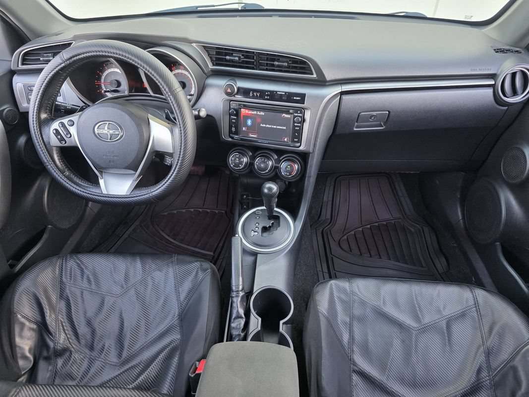 Used 2015 Scion tC FWD image 9
