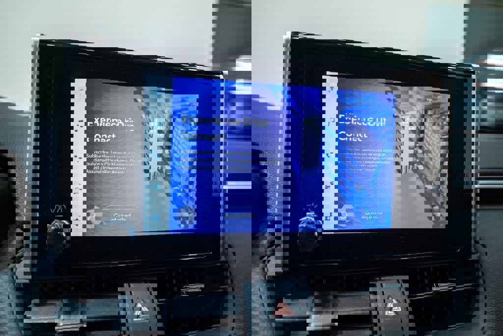 Used 2024 Toyota RAV4 LE image 22