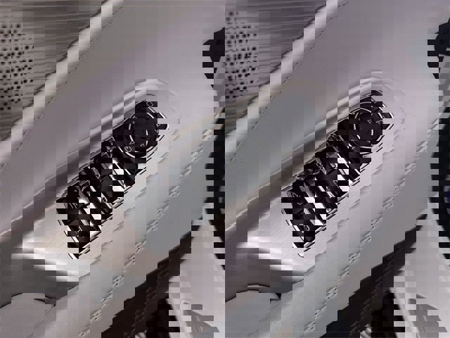 Used 2025 Chevrolet Corvette E-Ray image 23