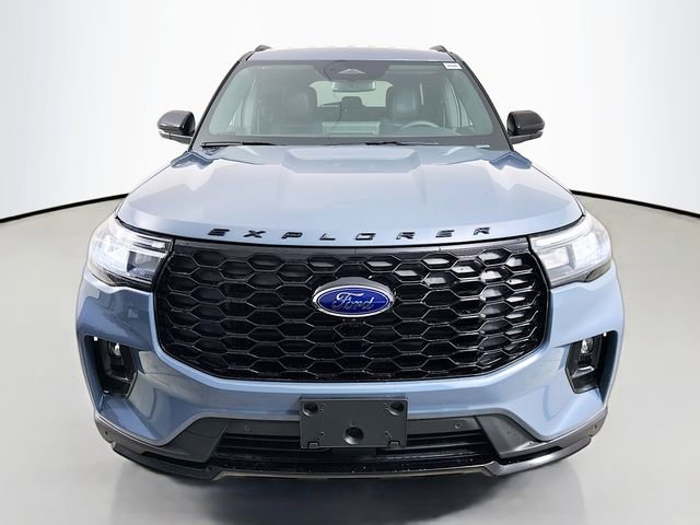 New 2026 Ford Explorer ST-Line w/ ST-Line Street Pack video 2