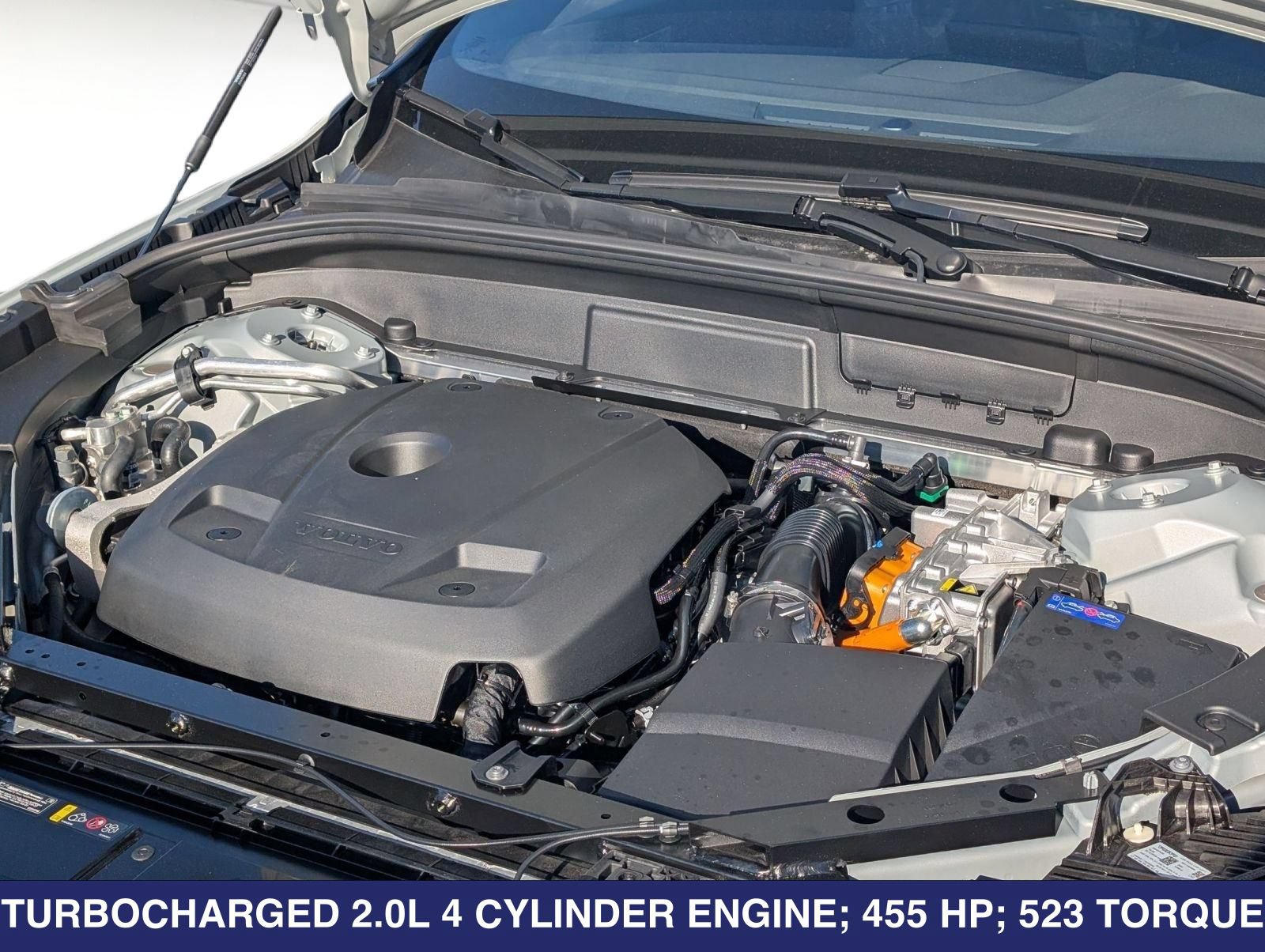 New 2026 Volvo XC60 T8 Plus w/ Protection Package Premier AWD/4WD image 24