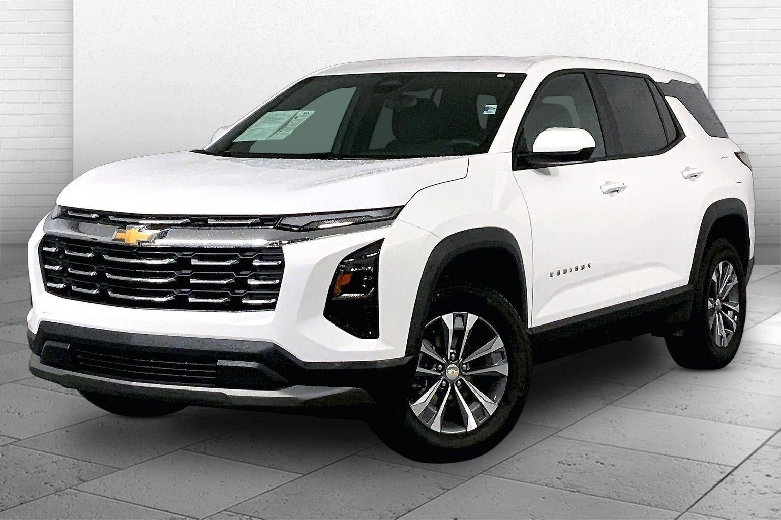Used 2026 Chevrolet Equinox LT AWD/4WD image 12