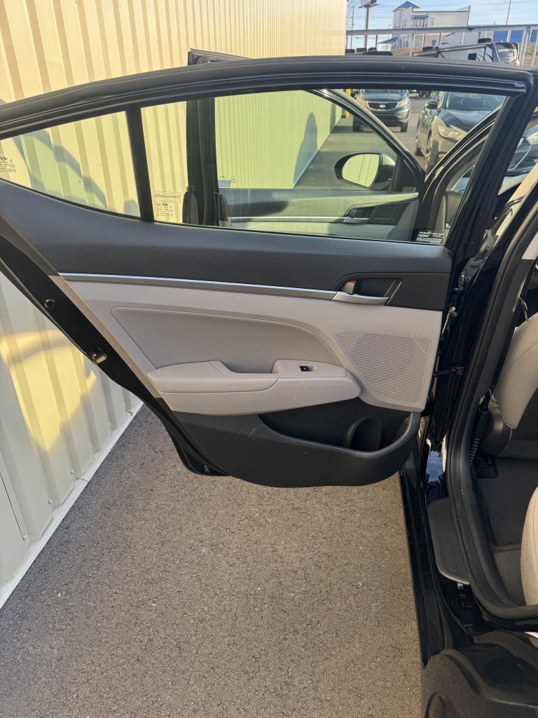 Used 2020 Hyundai Elantra Value Edition FWD image 13