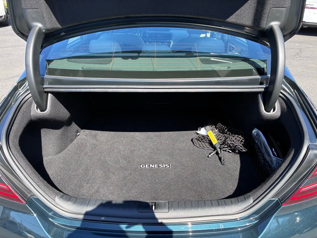 Used 2023 Genesis G70 3.3T w/ Sport Advanced Package image 12