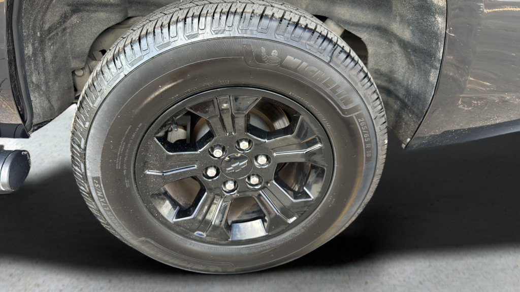 Used 2019 Chevrolet Tahoe LS RWD image 18