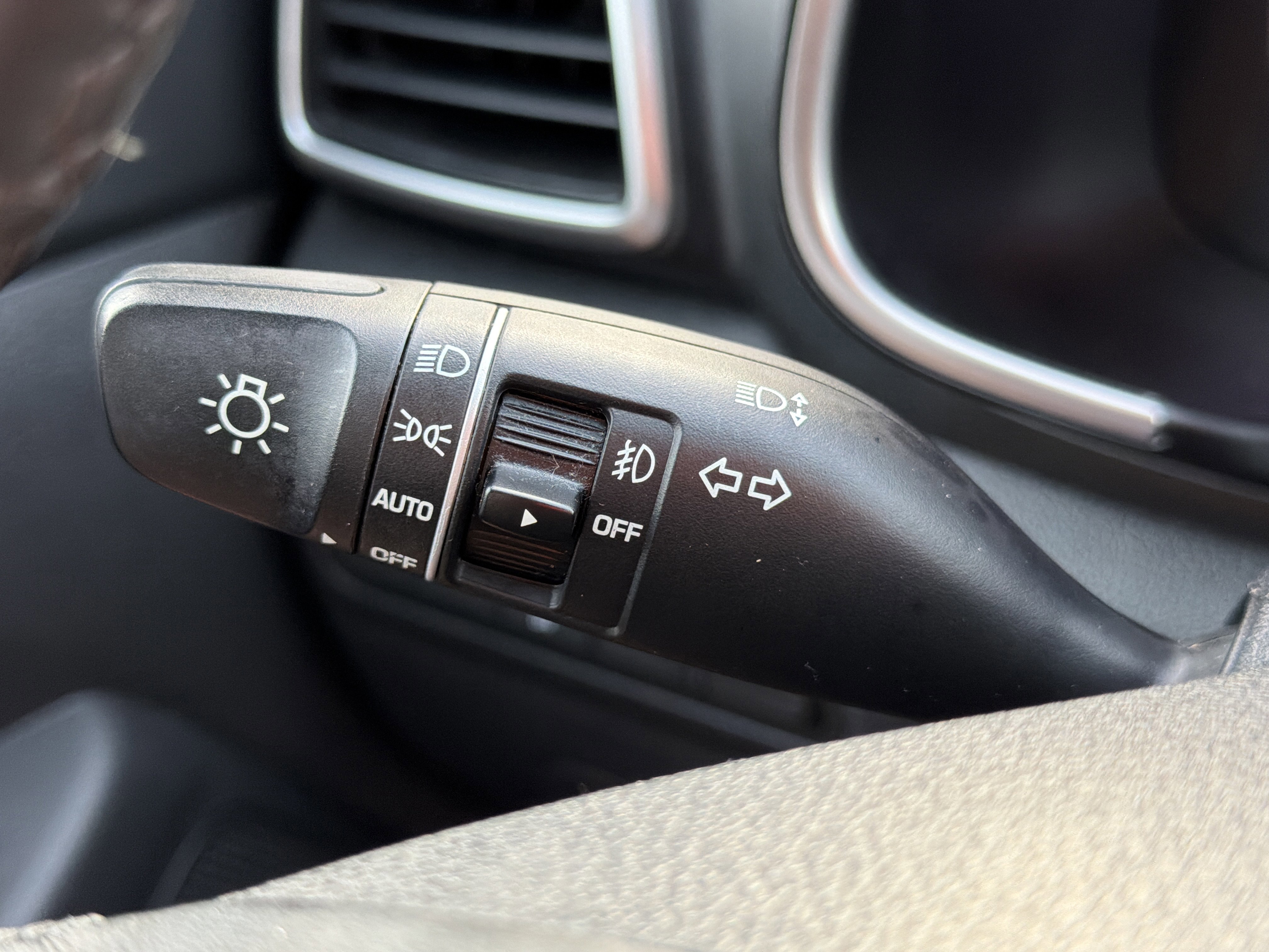 Used 2019 Hyundai Tucson Limited w/ Cargo Package image 52