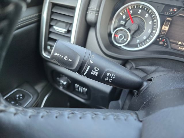 Used 2019 RAM 1500 Laramie image 22