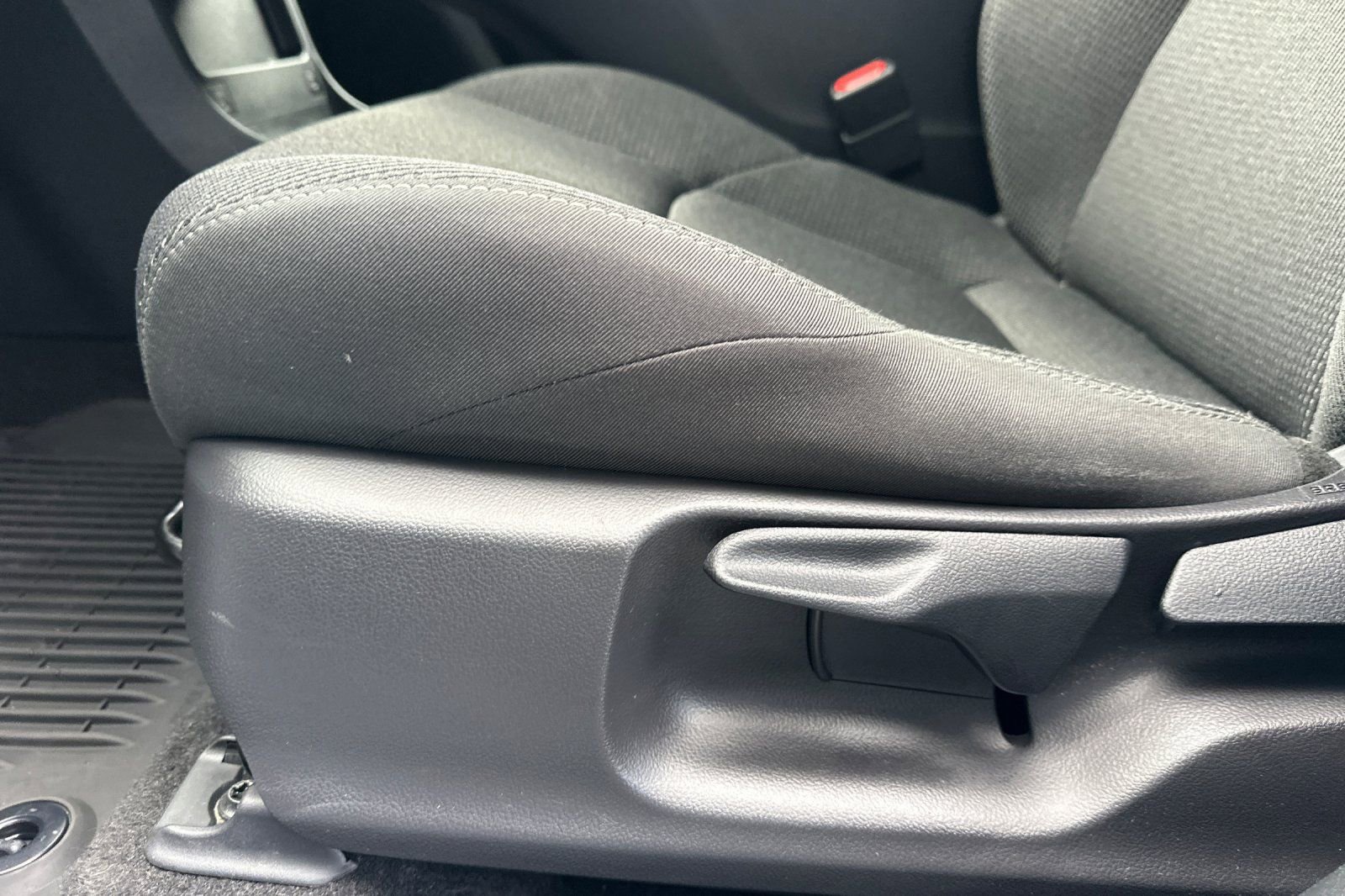 Used 2025 Subaru Solterra Premium w/ Premium Convenience Package image 14