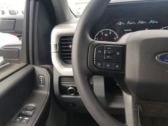 New 2026 Ford F550 XL DUMP TRUCK image 24