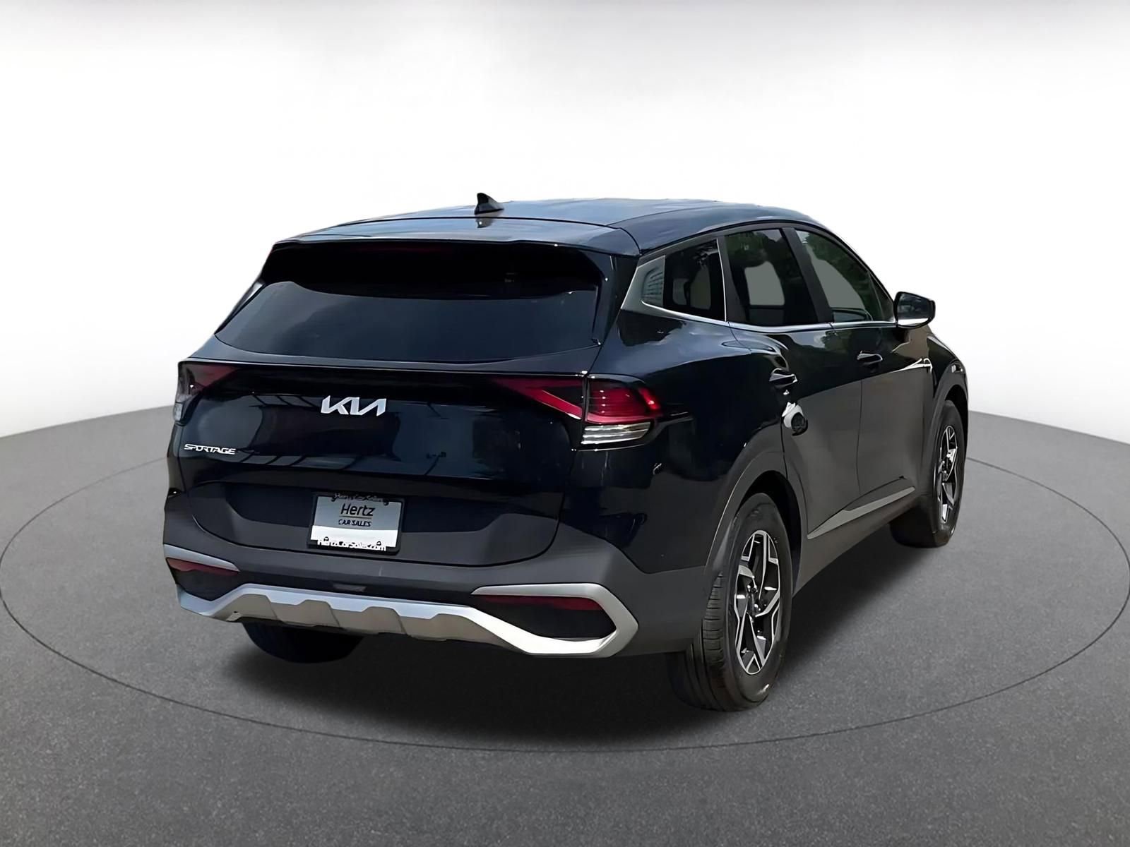 Used 2025 Kia Sportage LX FWD image 14