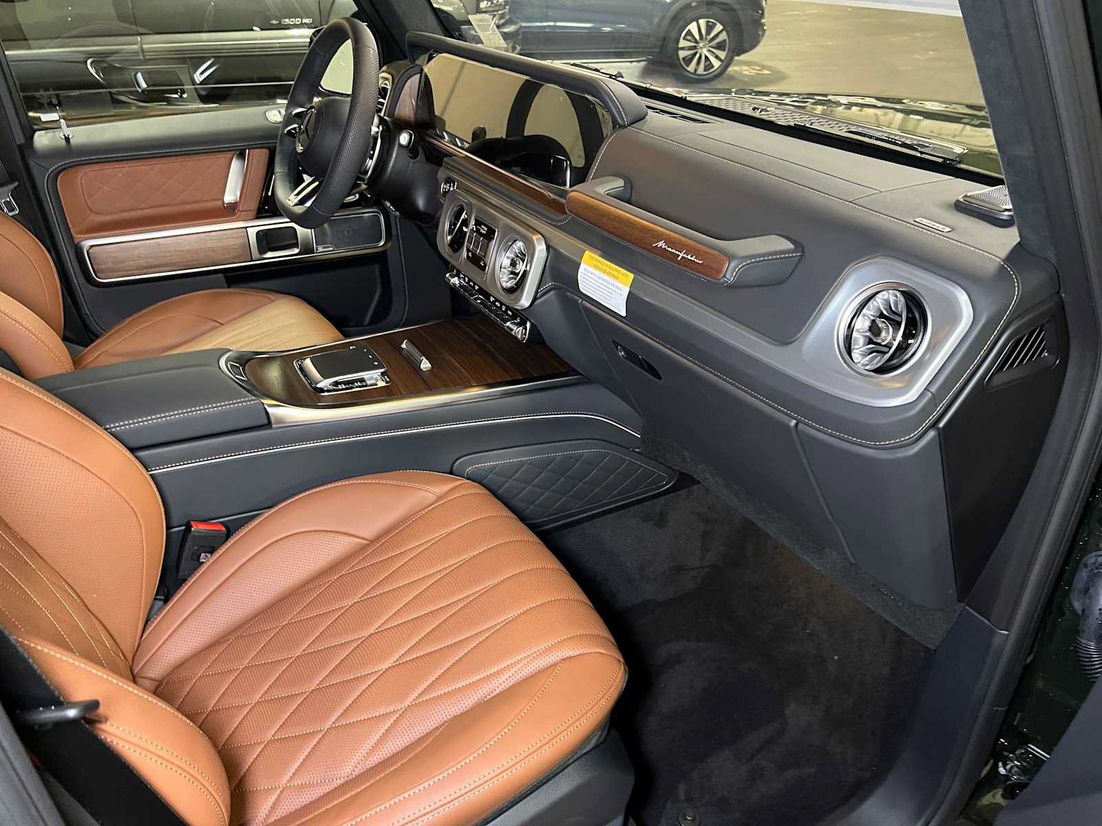 New 2027 Mercedes-Benz G 63 AMG 4MATIC image 11