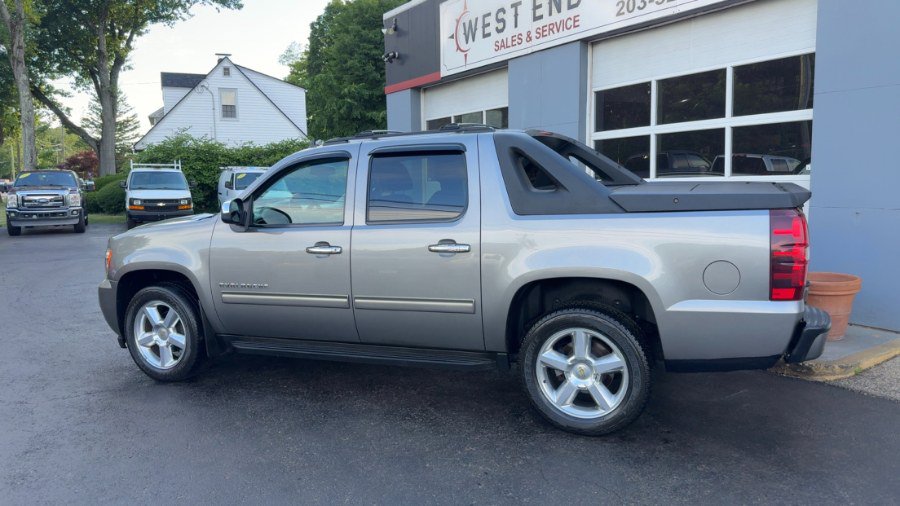 Used 2012 Chevrolet Avalanche LS w/ All-Star Edition AWD/4WD image 7