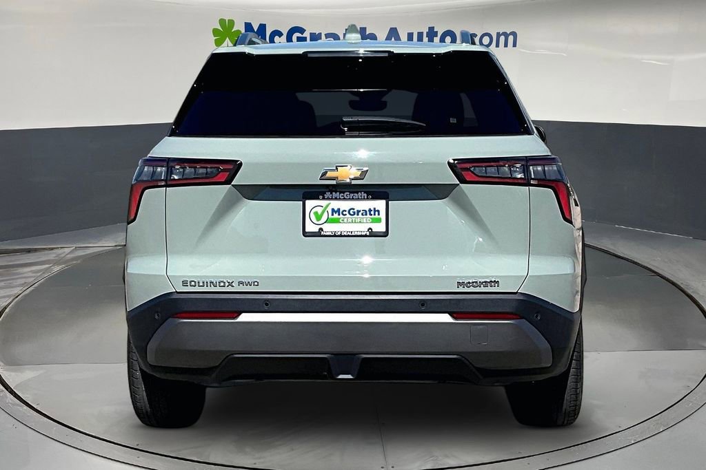 Used 2025 Chevrolet Equinox LT w/ Convenience Package II AWD/4WD image 5