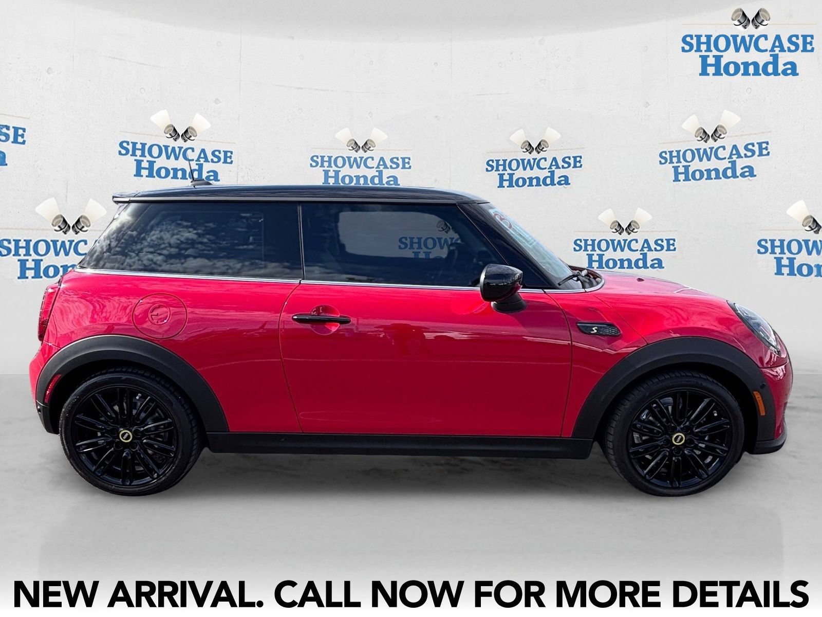 Used 2024 MINI Cooper SE FWD image 9