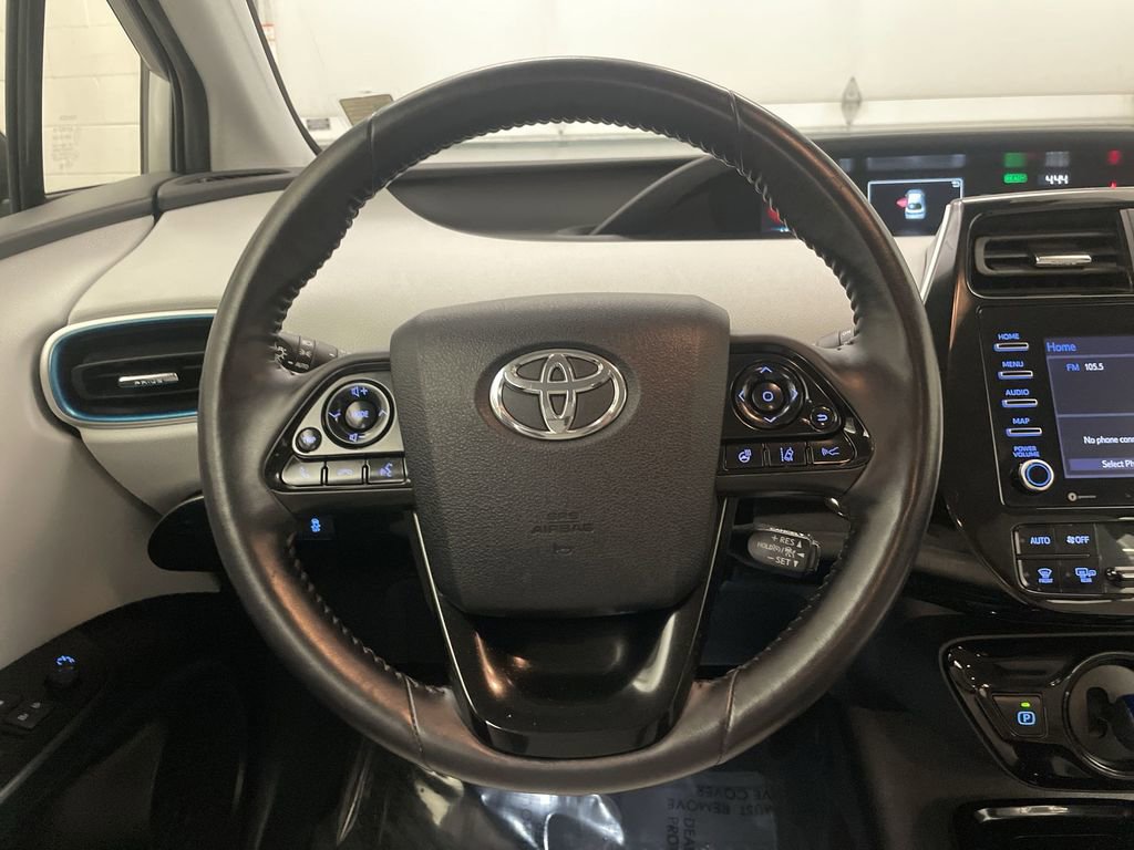 Used 2022 Toyota Prius XLE image 5