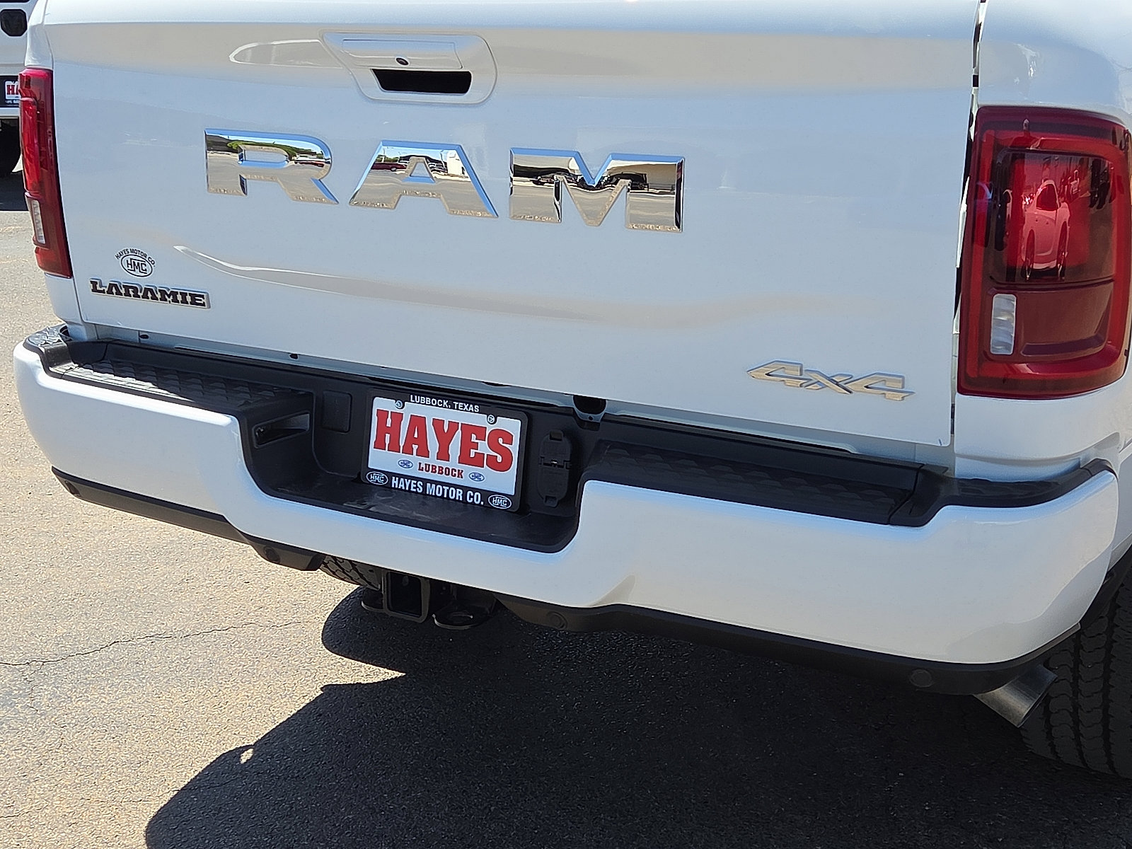 Used 2026 RAM 2500 Laramie AWD/4WD image 9