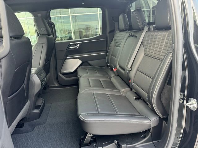 Used 2025 GMC Sierra EV Denali image 11