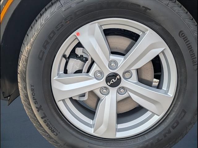 New 2026 Kia Sorento LX image 16