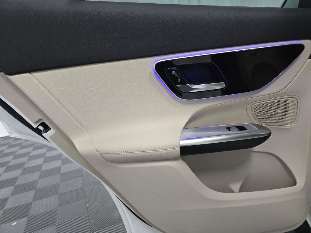 New 2026 Mercedes-Benz GLC 300 4MATIC image 19