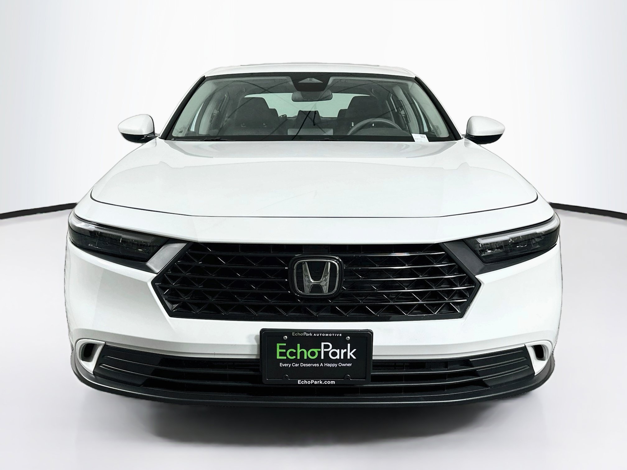 Used 2024 Honda Accord EX image 2