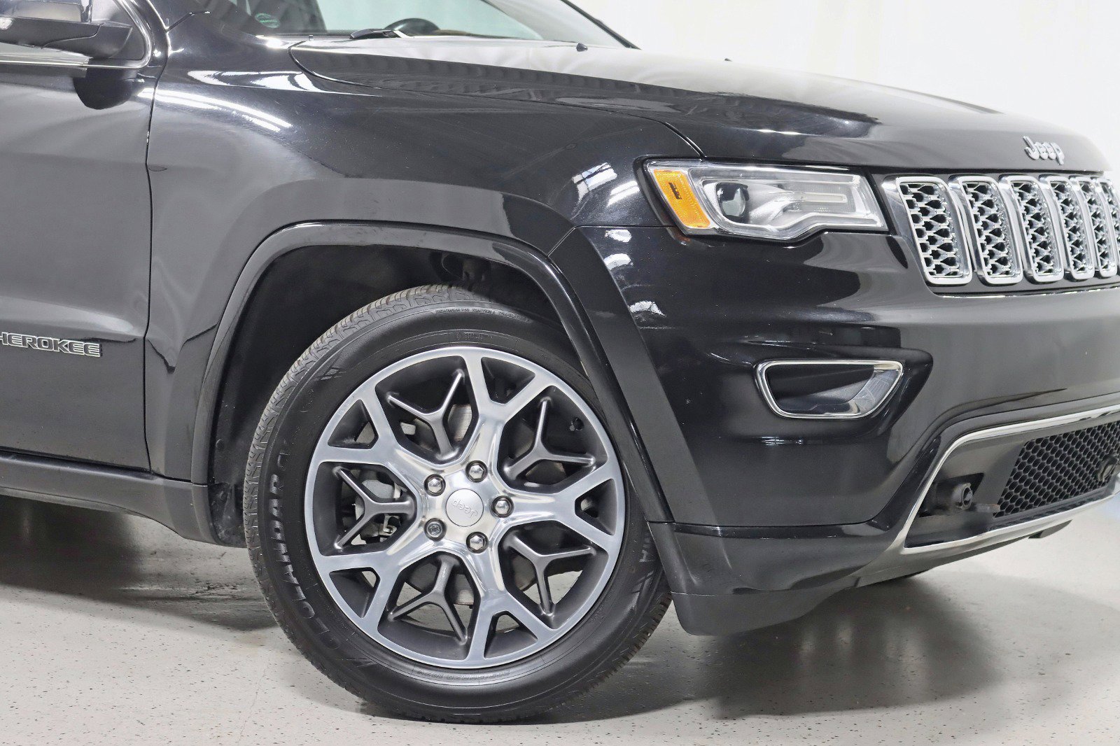 Used 2021 Jeep Grand Cherokee Overland image 5