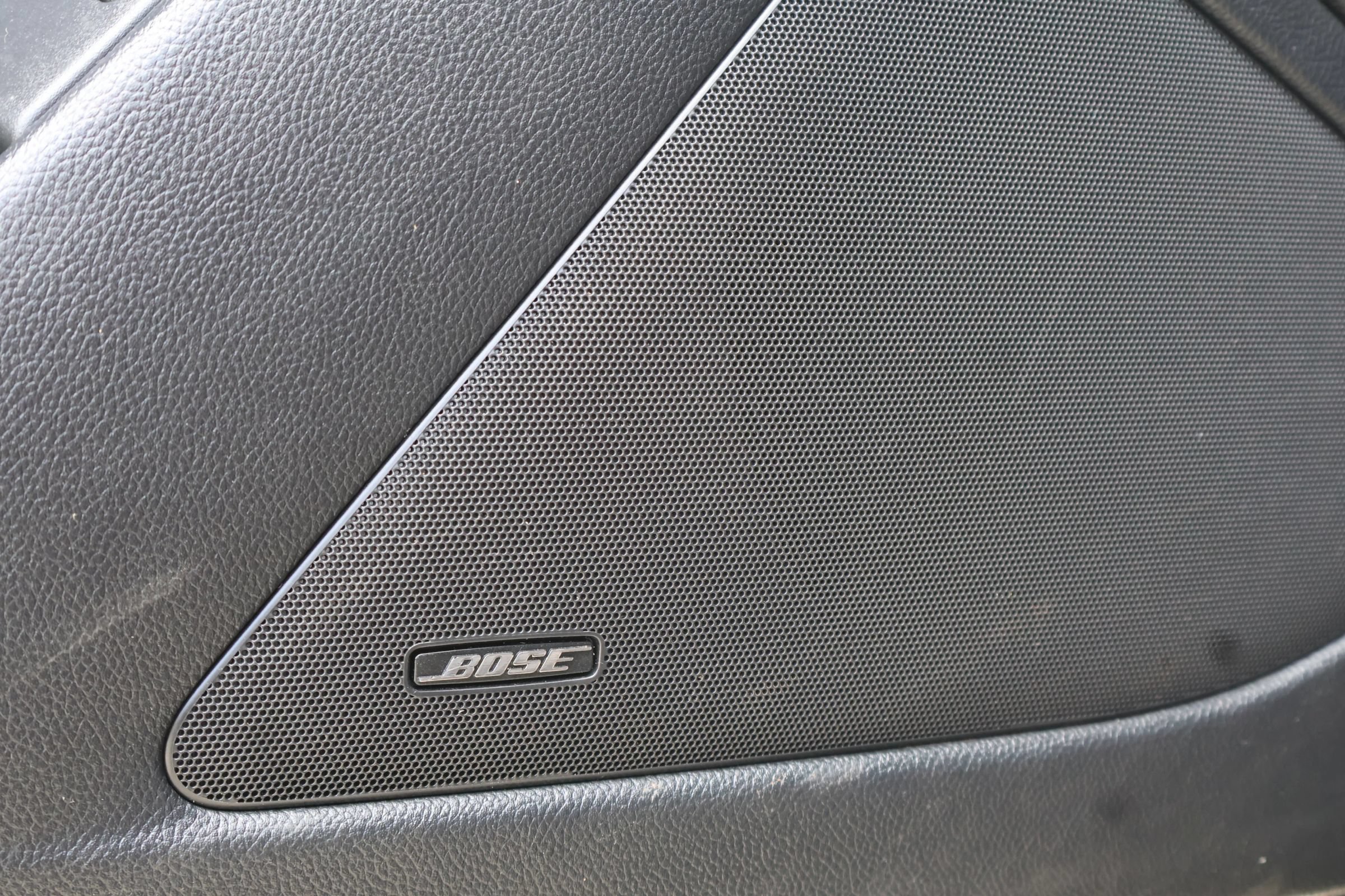 Used 2010 INFINITI G37 Sport w/ Navigation Pkg RWD image 17