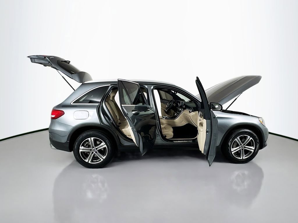 Used 2017 Mercedes-Benz GLC 300 4MATIC image 26