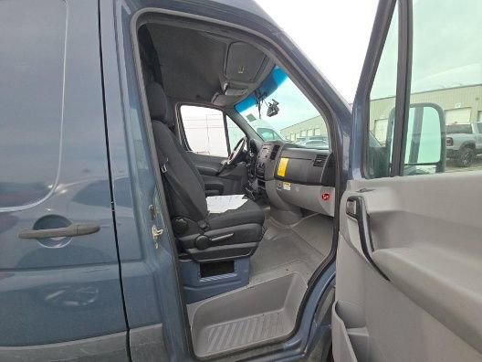 Used 2018 Mercedes-Benz Sprinter 2500 image 4