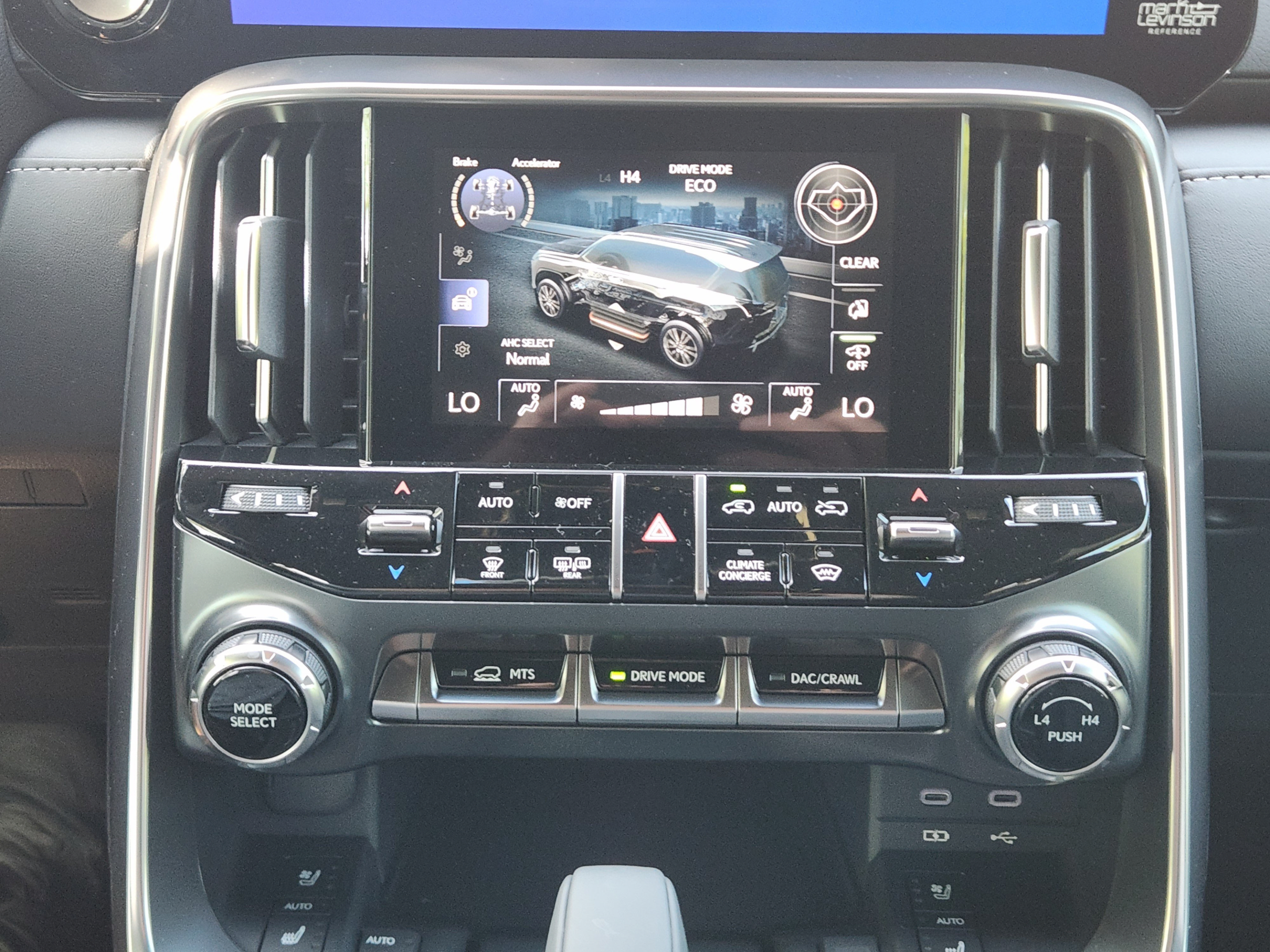 New 2026 Lexus LX 700h Luxury AWD/4WD image 10