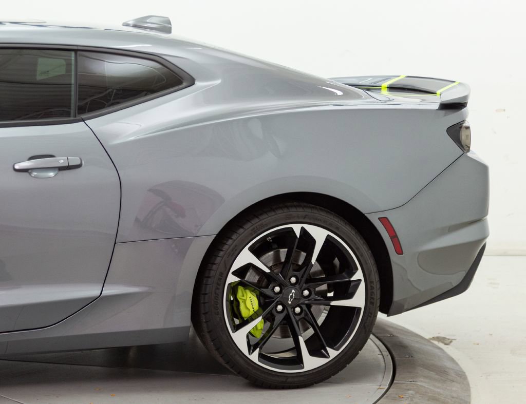 Used 2021 Chevrolet Camaro SS image 12