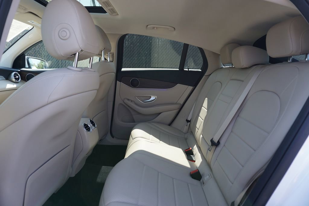 Used 2022 Mercedes-Benz GLC 300 4MATIC Coupe image 30