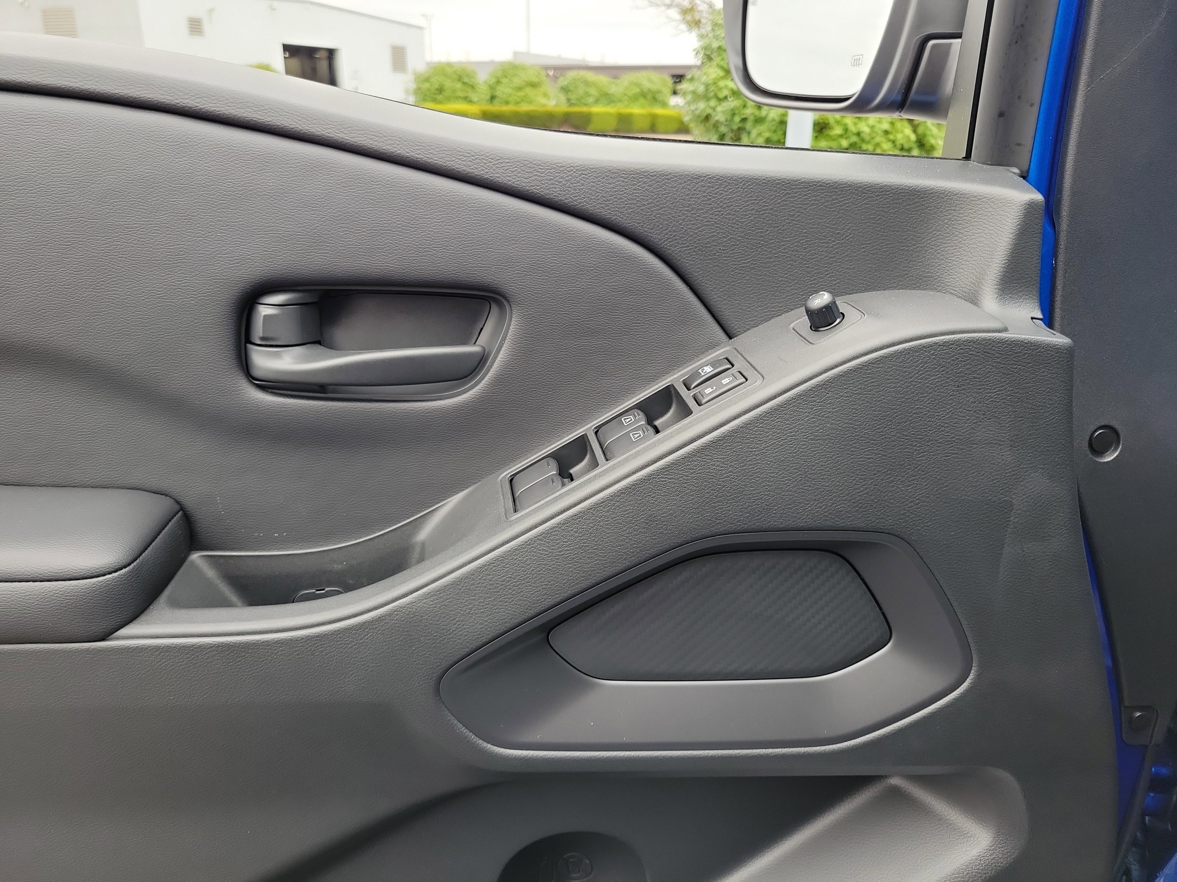 New 2026 Nissan Frontier SV image 17