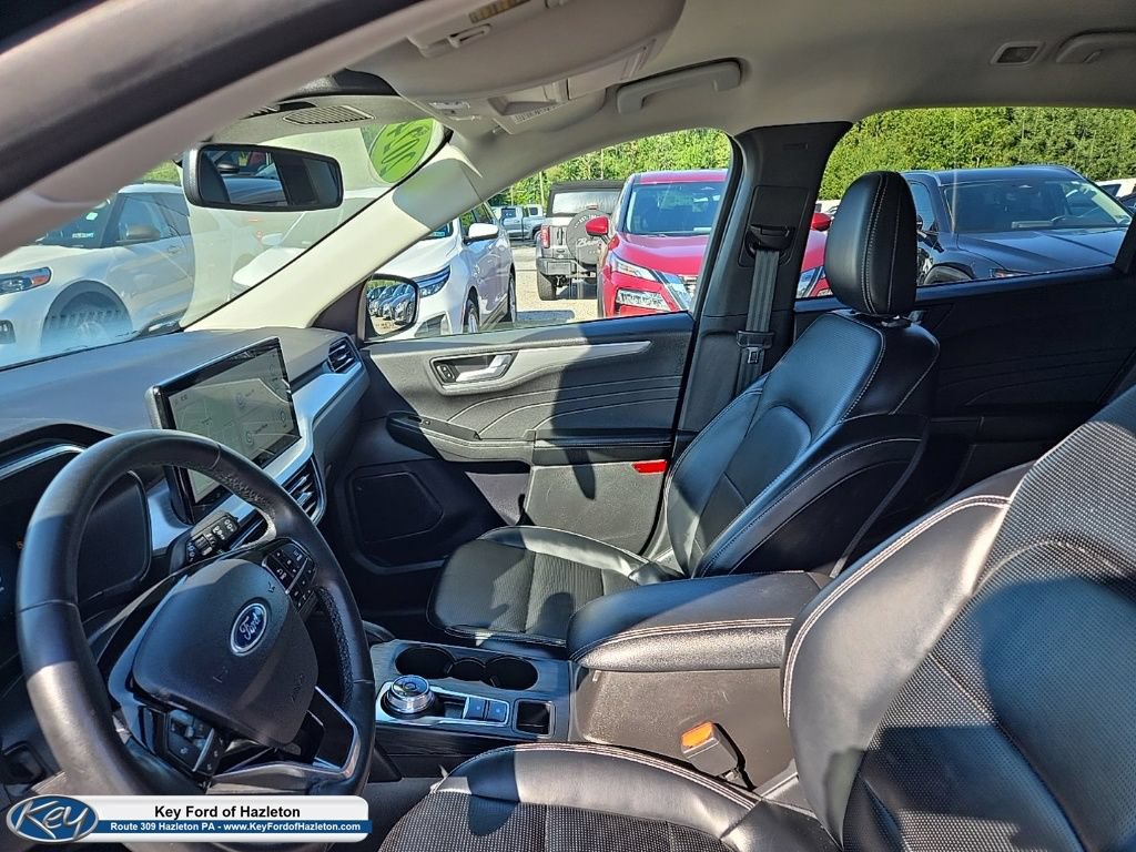 Used 2024 Ford Escape Platinum AWD/4WD image 36