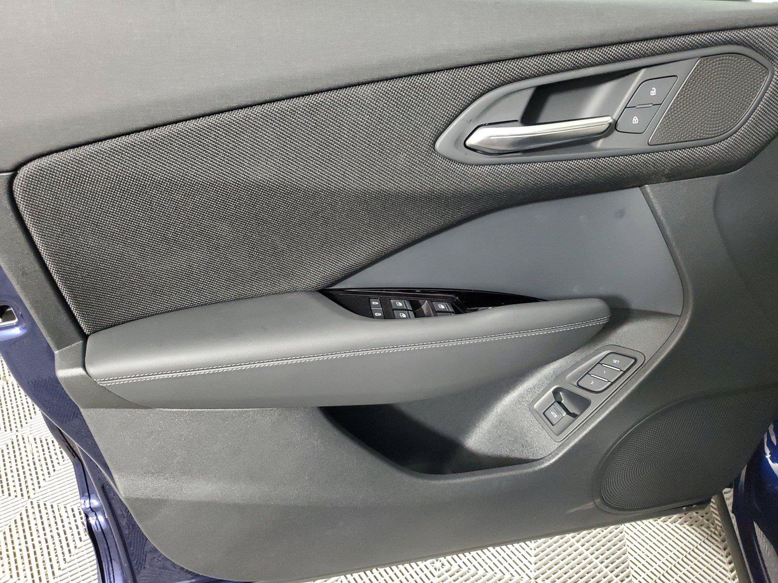 New 2026 Audi Q3 quattro 2.0T AWD/4WD image 19