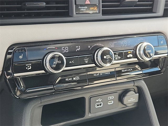 New 2025 Honda Pilot Touring image 16