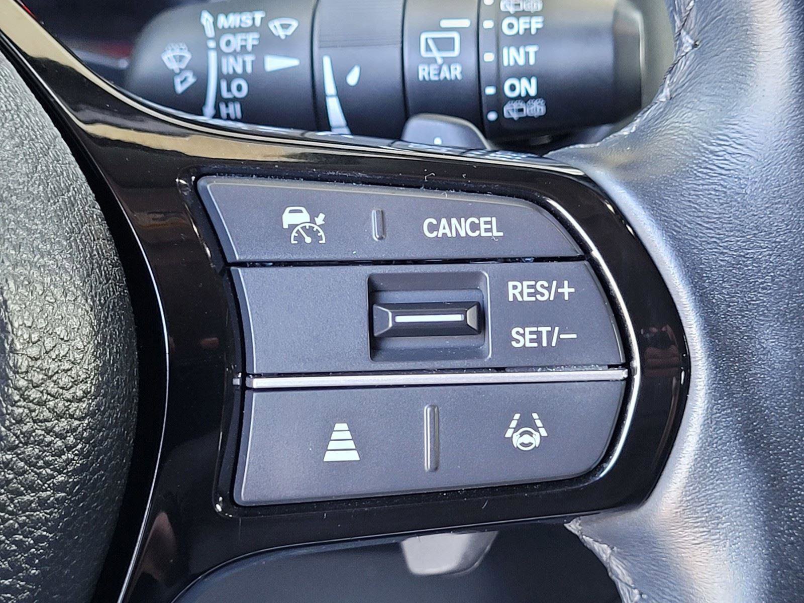 Used 2023 Honda Pilot Touring image 32