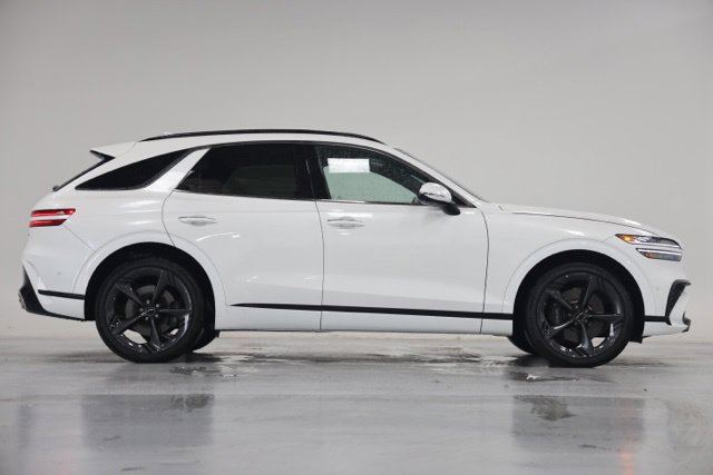 New 2026 Genesis GV70 2.5T Sport Prestige AWD/4WD image 14