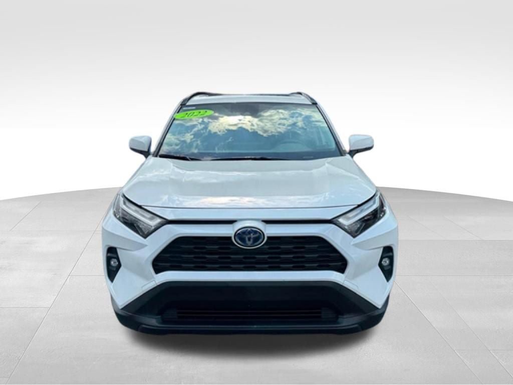 Used 2022 Toyota RAV4 XLE Premium AWD/4WD image 11