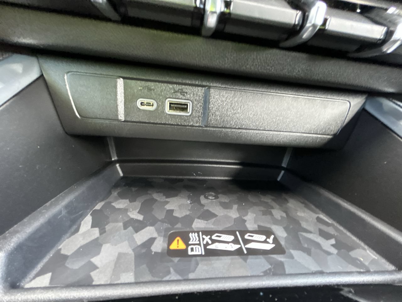 New 2026 Chevrolet Colorado LT w/ LT Convenience Package AWD/4WD image 33