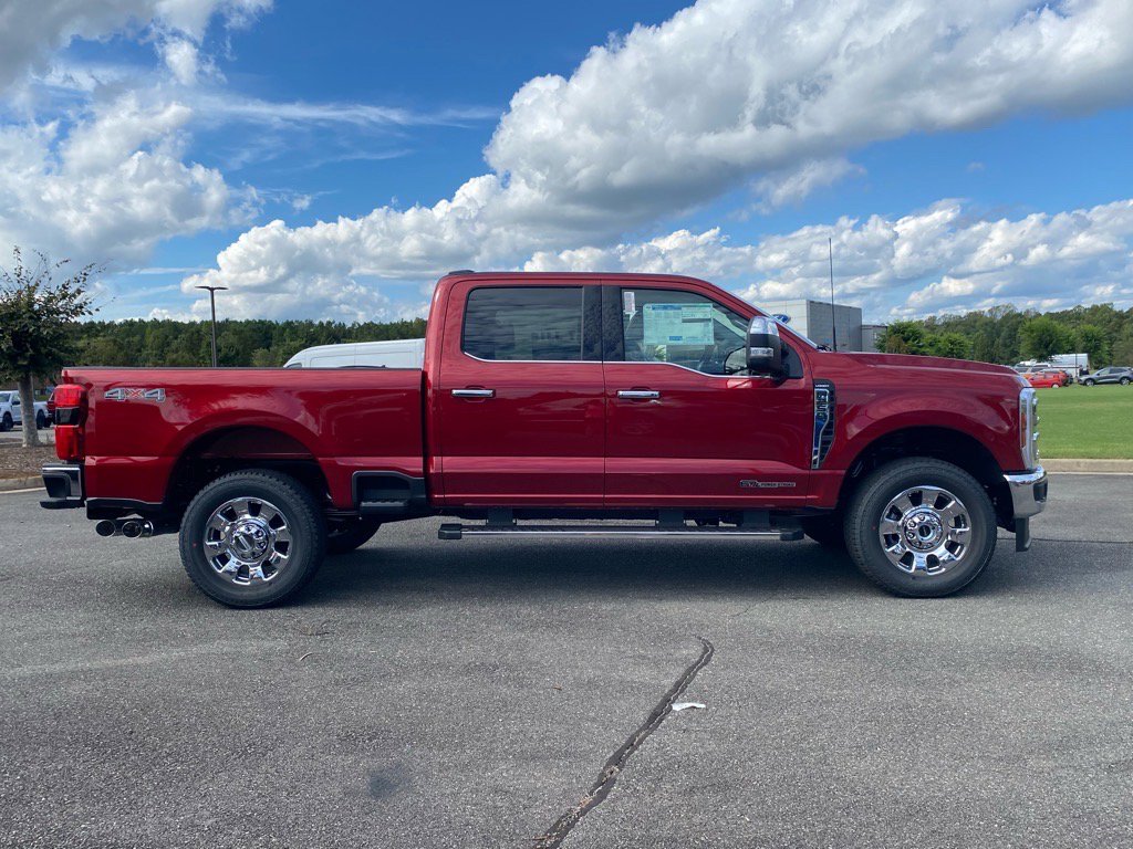 New 2026 Ford F250 Lariat w/ Chrome Package image 3
