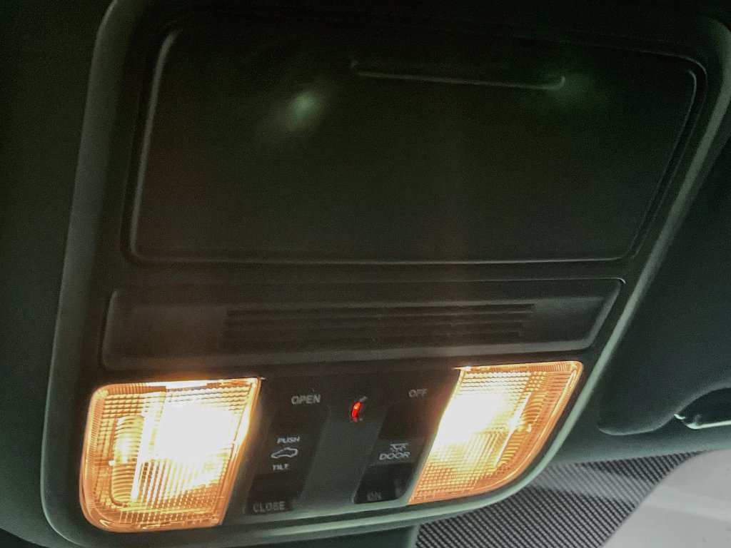 Used 2025 Honda Odyssey Sport-L image 17